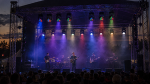 Best wash lights for festivals on an outdoor stage