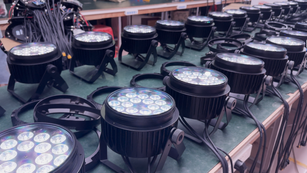 led-par-light-factory-testing LED PAR light factory DMX and color consistency testing