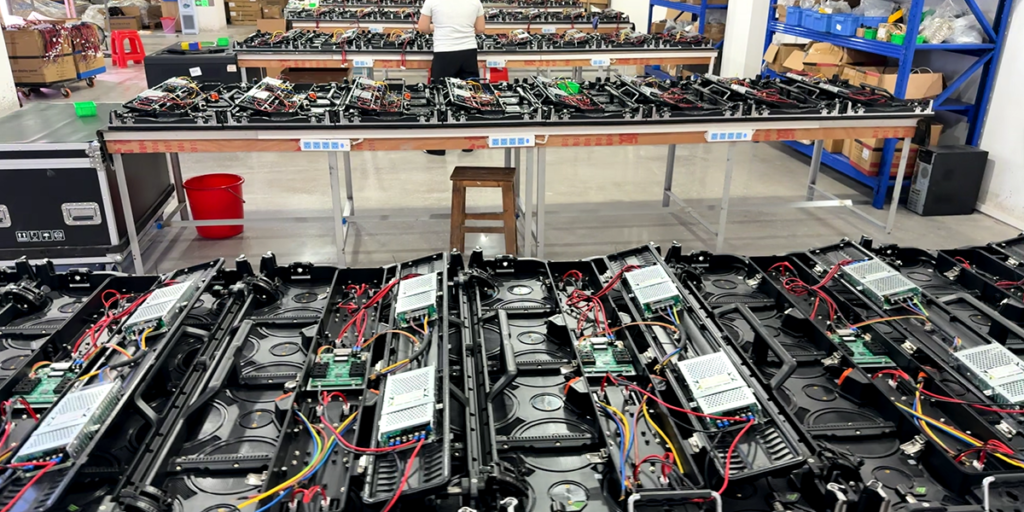 P3.91 rental LED cabinet structure and connection inspection