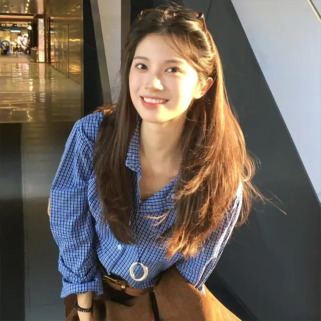 Portrait of Rainbow from the WUYESTAGE sales team