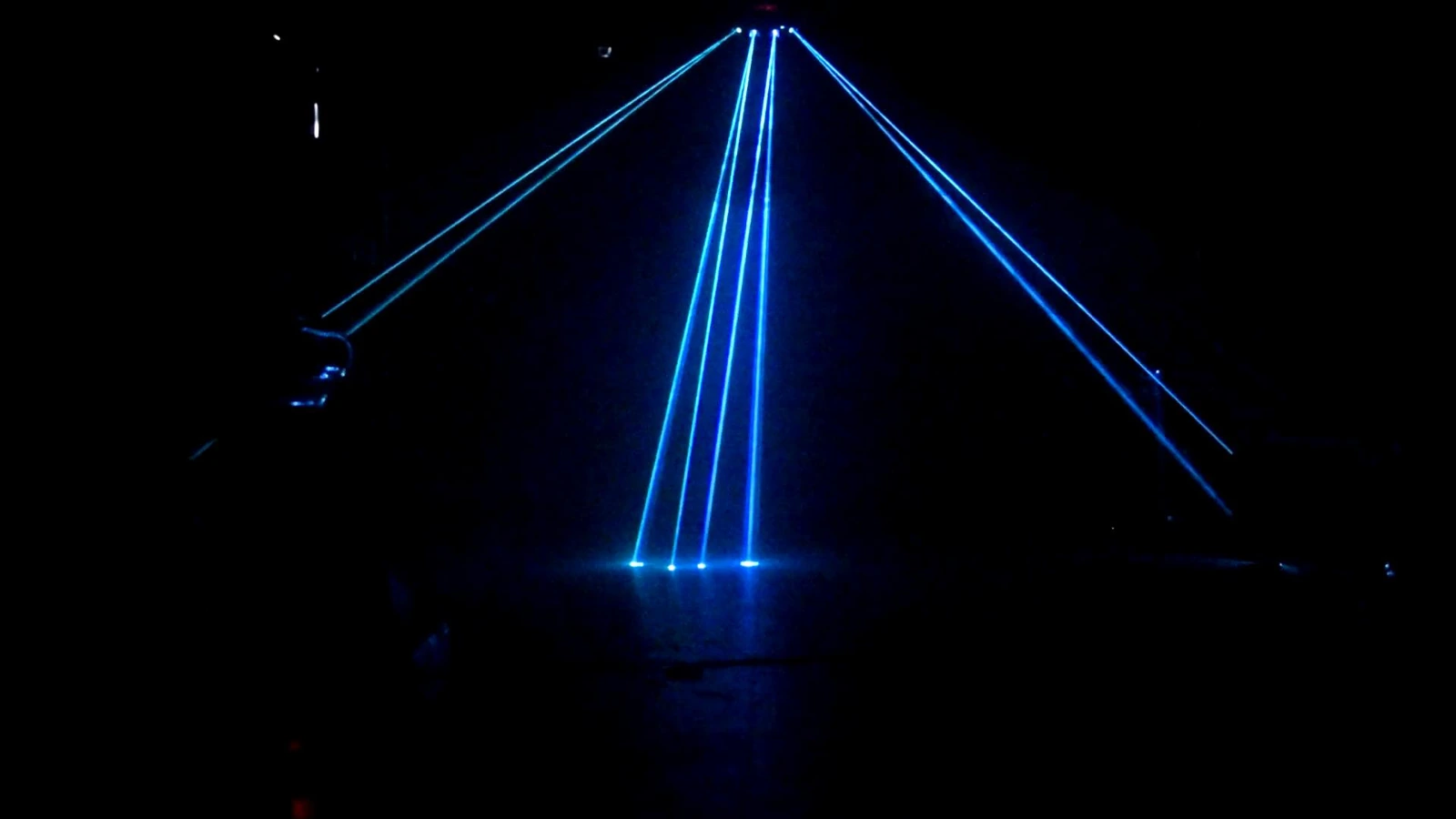 RG-728 blue laser line demonstration
